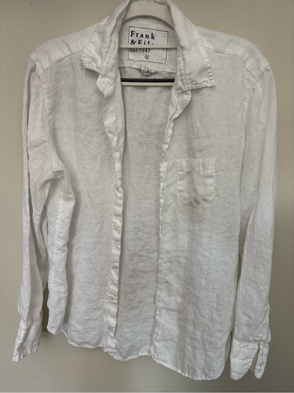 Frank & Eileen Eileen White Linen Button-Down Shirt